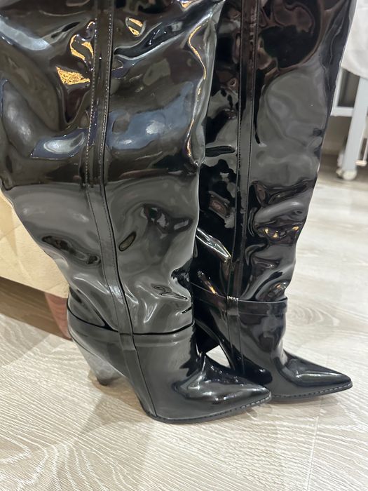 Сапоги лакированные выше колен новые