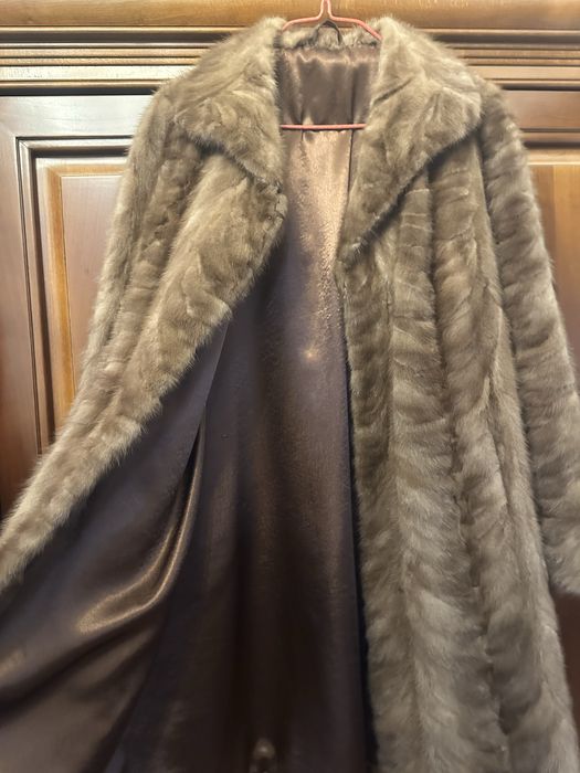 Haina de blana naturala de nurca