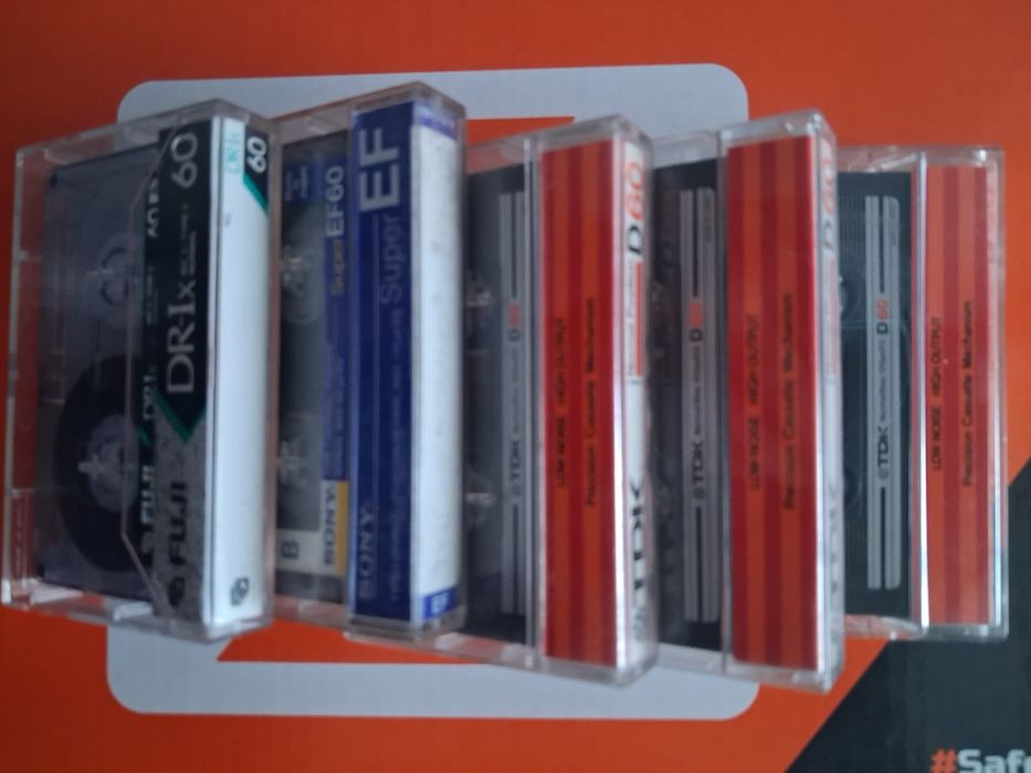 Аудио касети със записи