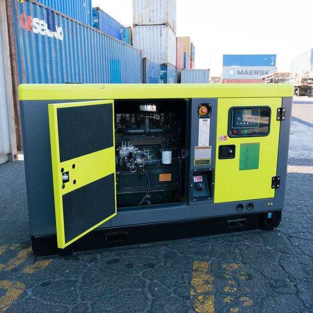 Generator Curent Trifazat , Automatizare ATS 30 kVA (24 kW) – 380V/400V, Diesel - Grup Electrogen  Silențios / Carcasat