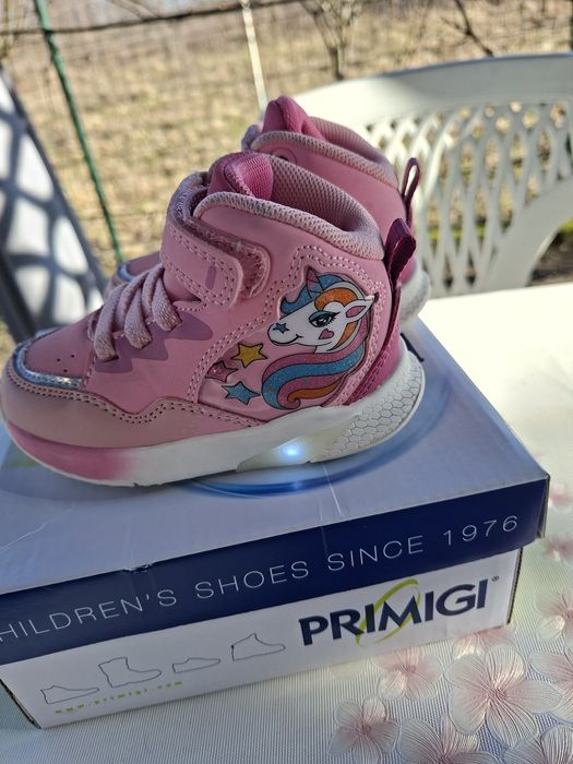 Ghetute Primigi,marime 21