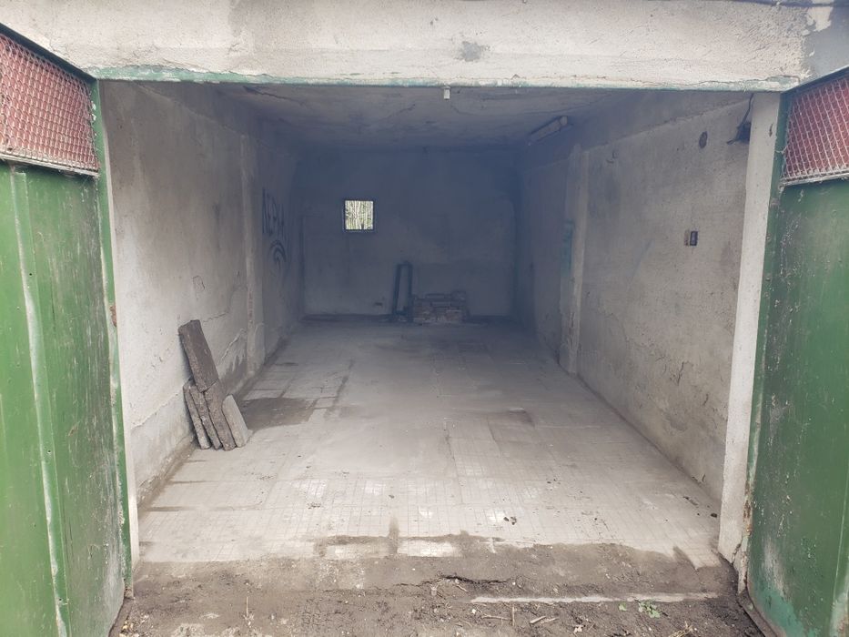 Продава се Гараж / Паркомясто в Хасково, Куба - 18 кв.м за 600 €/кв.м - Снимка #1