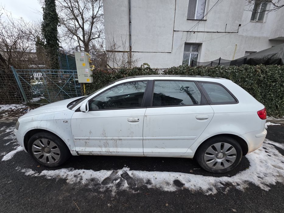 Audi A3 2008 8PA cu trapa in stare buna, super pret