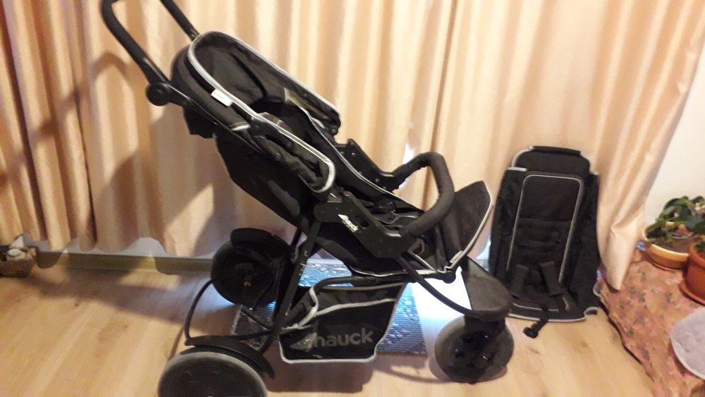 Детска количка двойна