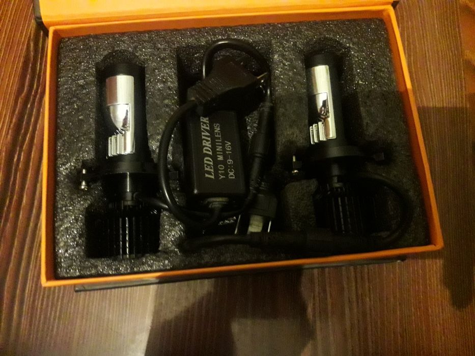 Avtomabil fara y10 led