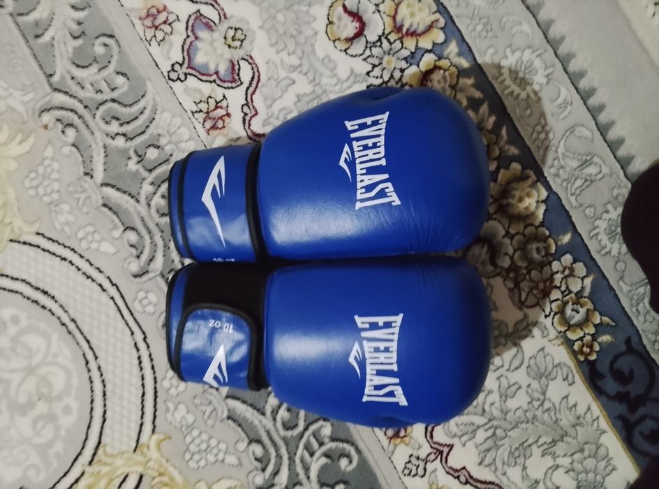 Бокс арналған кимімдері