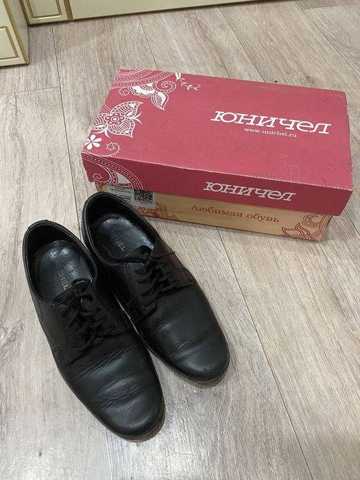 Продам туфли для мальчиков