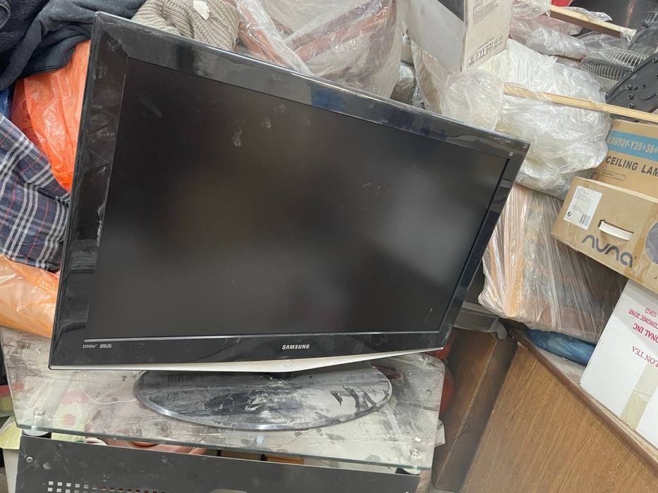 Телевизор SAMSUNG LE40R72B