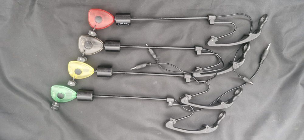 Rod pod Decathlon, Avertizori Prologic Bat 4+1,  Swinger Delphin Skipe