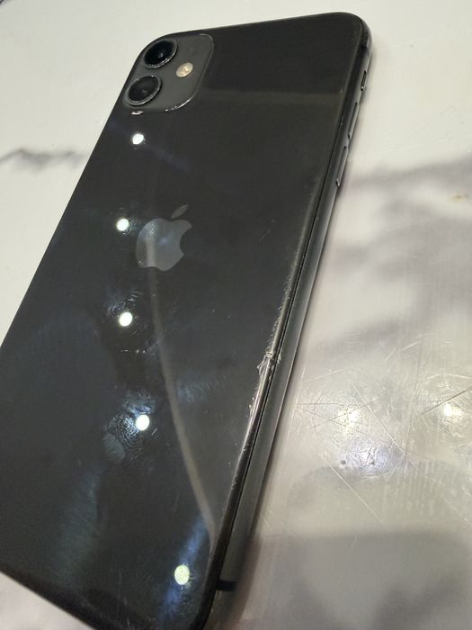 Айфон 11 фейс работает