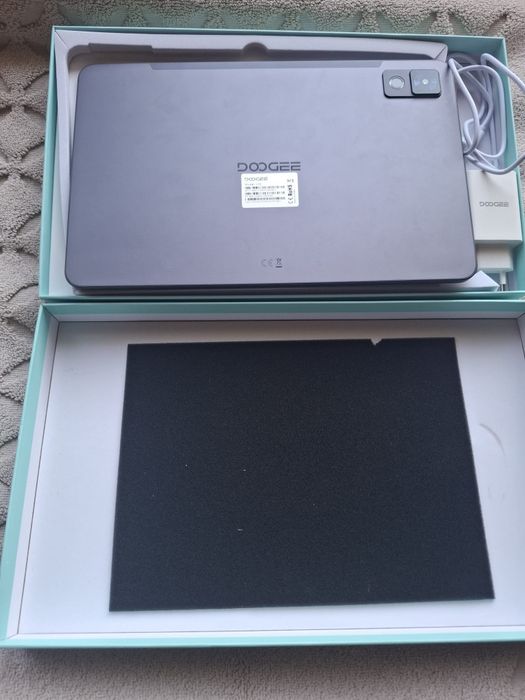 Tabletă, model Wi-Fi, 10 inci, Android 16, 128 GB