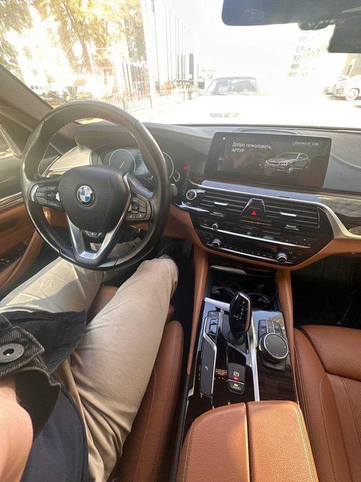 BMW 530i xDrive 2018 года