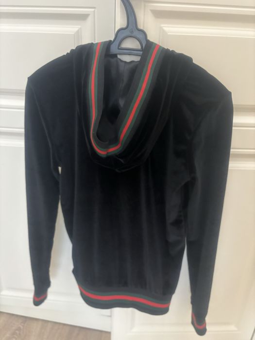 Двойка косюм Gucci
