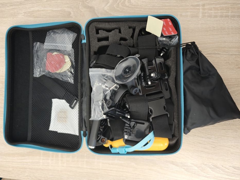 GoPro Hero 7 Black + Accesorii Artman + Cablu USB-C | Stare foarte bună