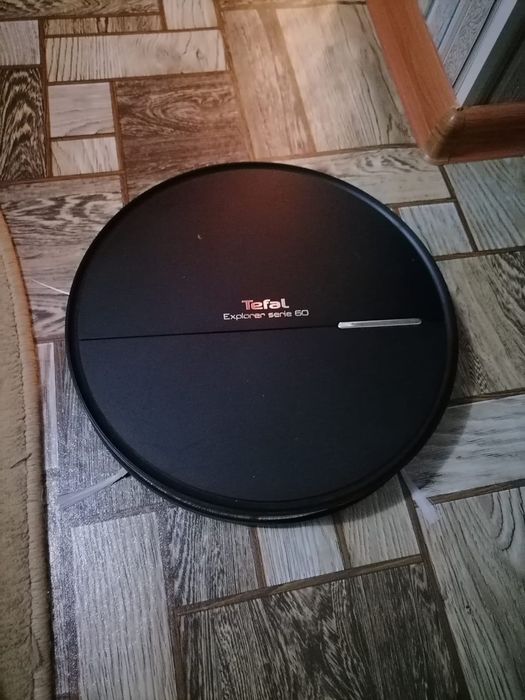 Моющий Робот-пылесос. Tefal