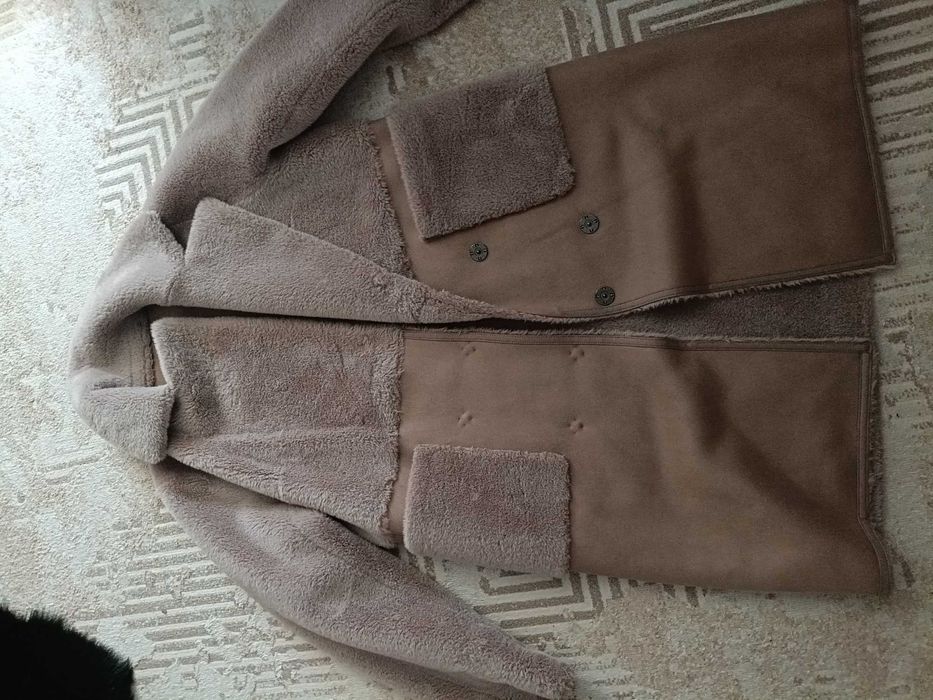 Продам две натуральные дублёнки