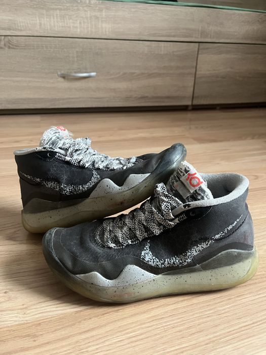 Обувки Nike за момче