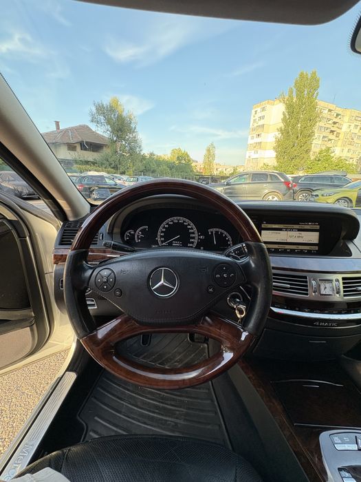 Mercedes w221 350 4Matic Реални кч