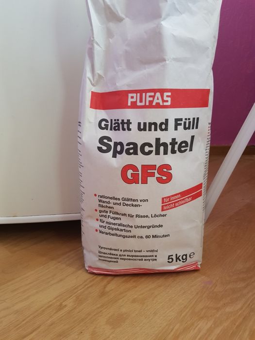 Поклейка Обоев. Побелка водоэмульсией