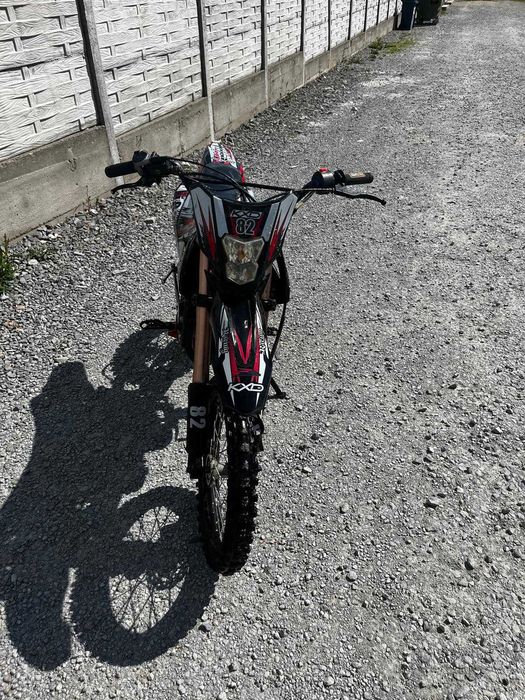 Vând   Cross 125