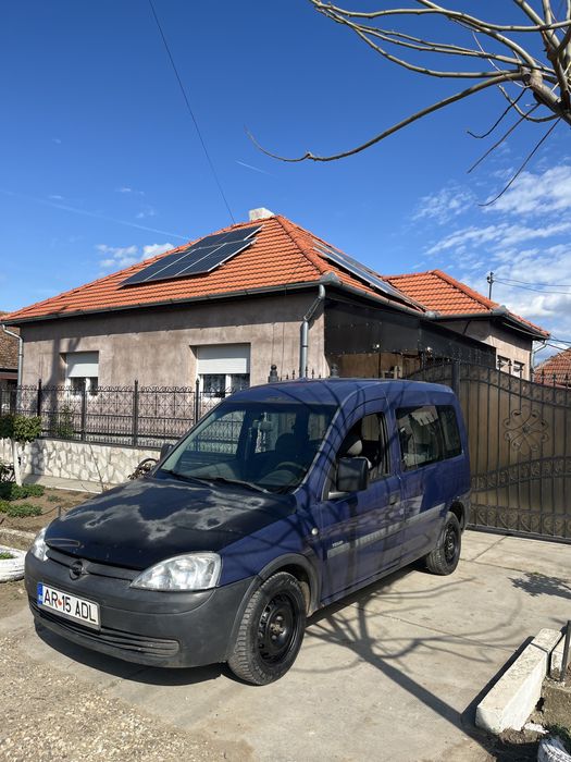 Vând opel combo-c