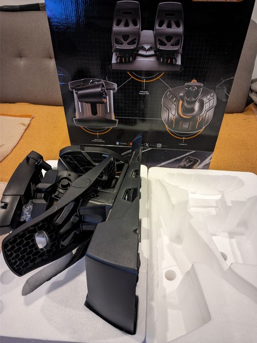 Thrustmaster T-16000 M - simulator avion
