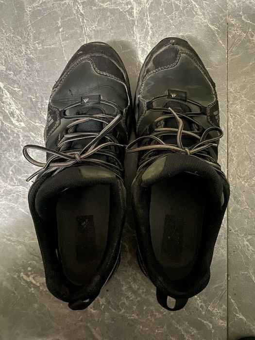 Продам кроссовок от Adidas original