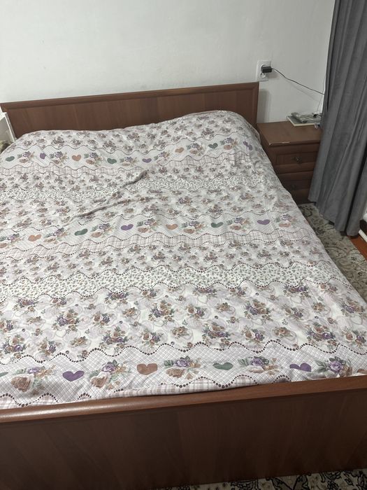 Продам кровать двухспальная