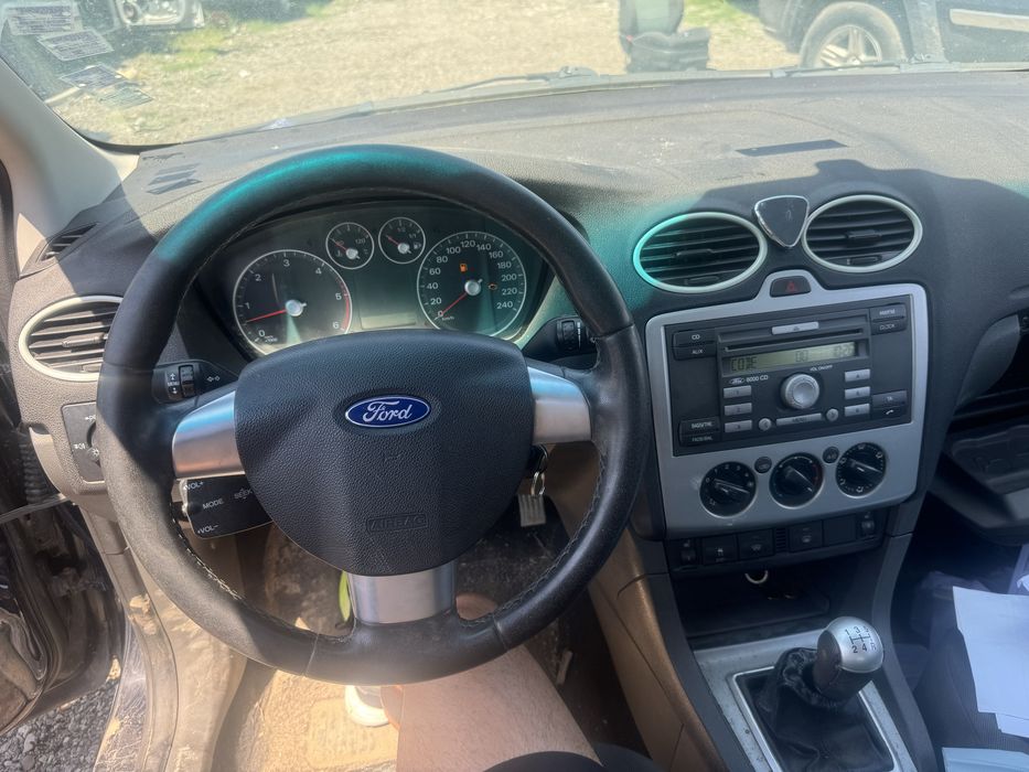 Форд фокус 1.8 дизел 2007 г само на части