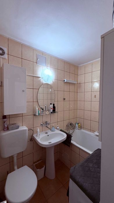 Garsonieră de vânzare - zonă centrală