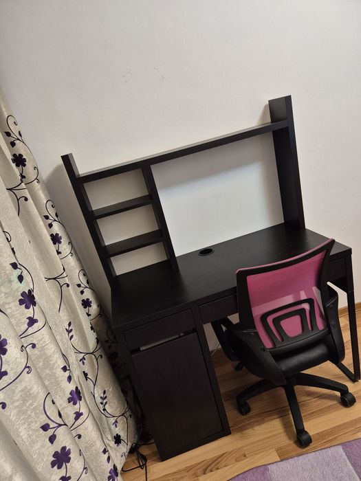 Birou copii Ikea + scaun rotativ de birou