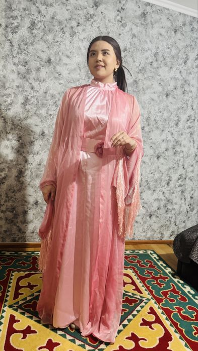 Вечерный поатье на прокат