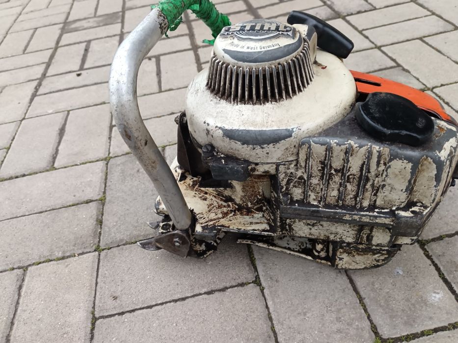 Drujbe Stihl  08S la 500 lei ambele