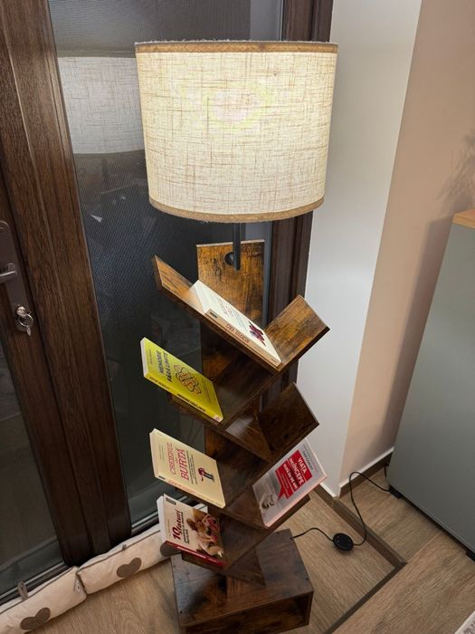 Lampa cu suport de carti noua