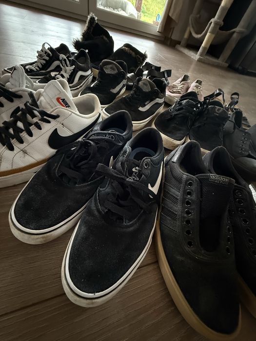 Nike, Vans, Adidas, Sandale, cizme Toms.  Toate perechile 400 lei