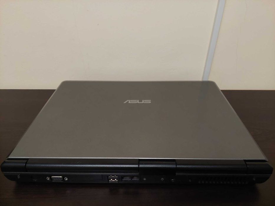 Лаптоп ASUS X51R