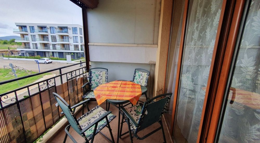 Дава се под наем Двустаен апартамент в Черноморец - 50 кв.м за 306 € - Снимка #3