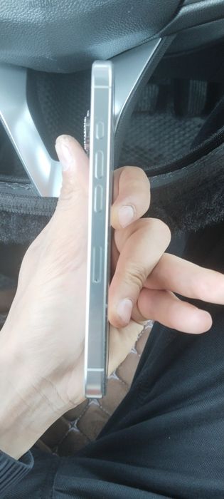 Продам Айфон 16 про 128Гб