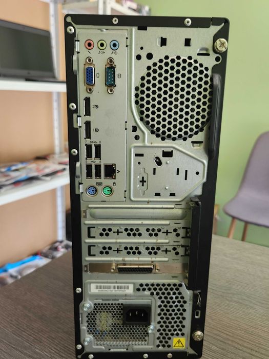 Настолен компютър Lenovo ThinkCentre M710t Intel i3 6100 / 8GB DDR4 / SSD 256 GB NVMe