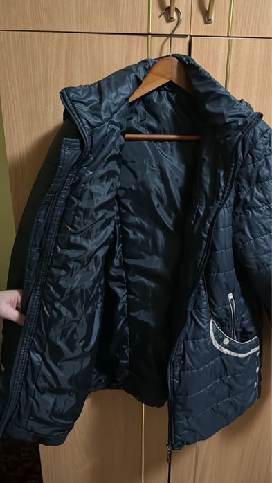 Jachetă matlasată cu umplutură termo(potrivită și pentru M-L-XL)