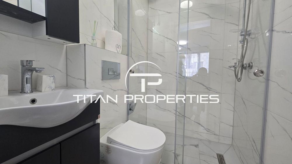 ЕКСКЛУЗИВНО! Тристаен апартамент под наем в Център