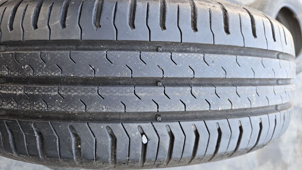 4бр гуми 165 65 14 континентал