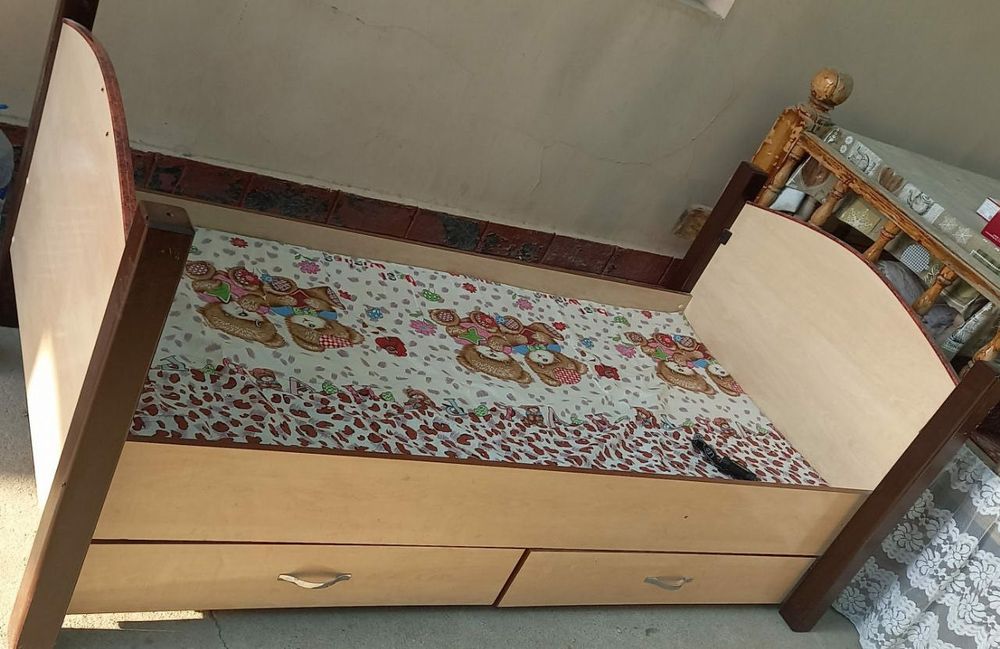 Продам детскую кровать