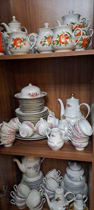 Продам фарфоровые сервизы