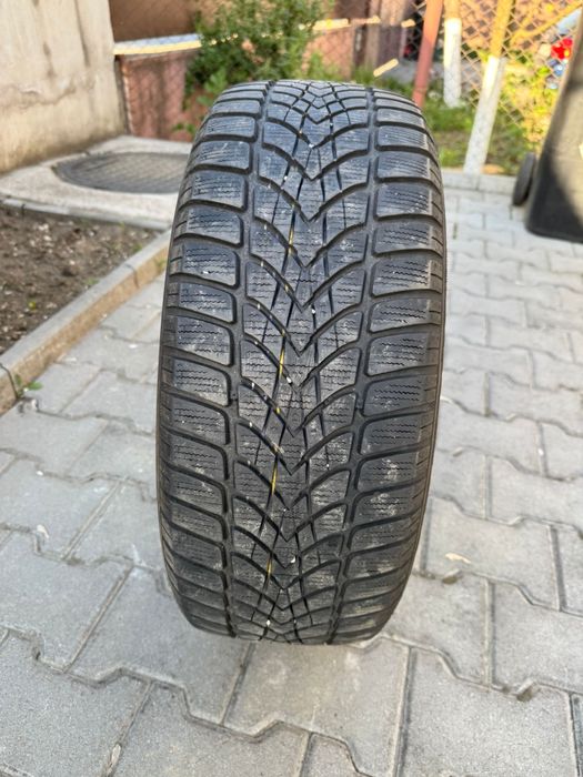 Anvelope de iarna 205/55/R16