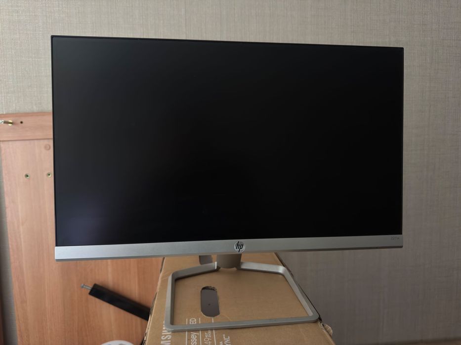 Монитор HP 22 fw