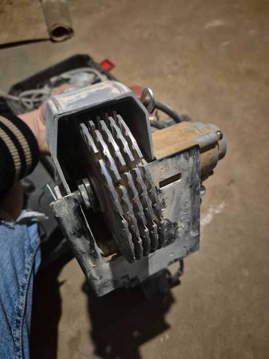 Mașină canelat VEVOR 4800W - Set complet cu 5 discuri și pompă