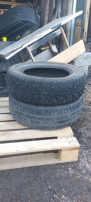 Продам шины 2 шт