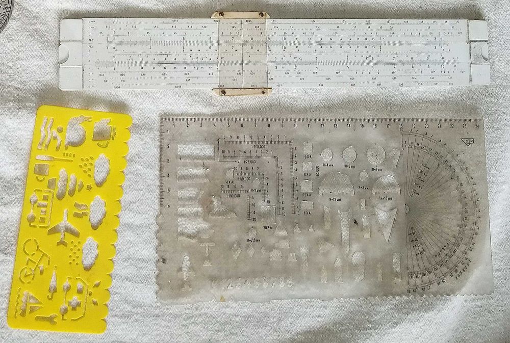 линийки за училище. 13 бр.