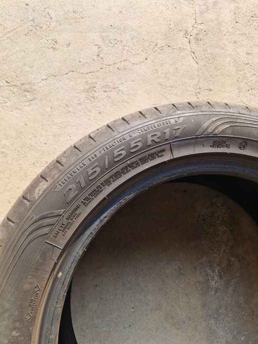 Good year 215/55/17